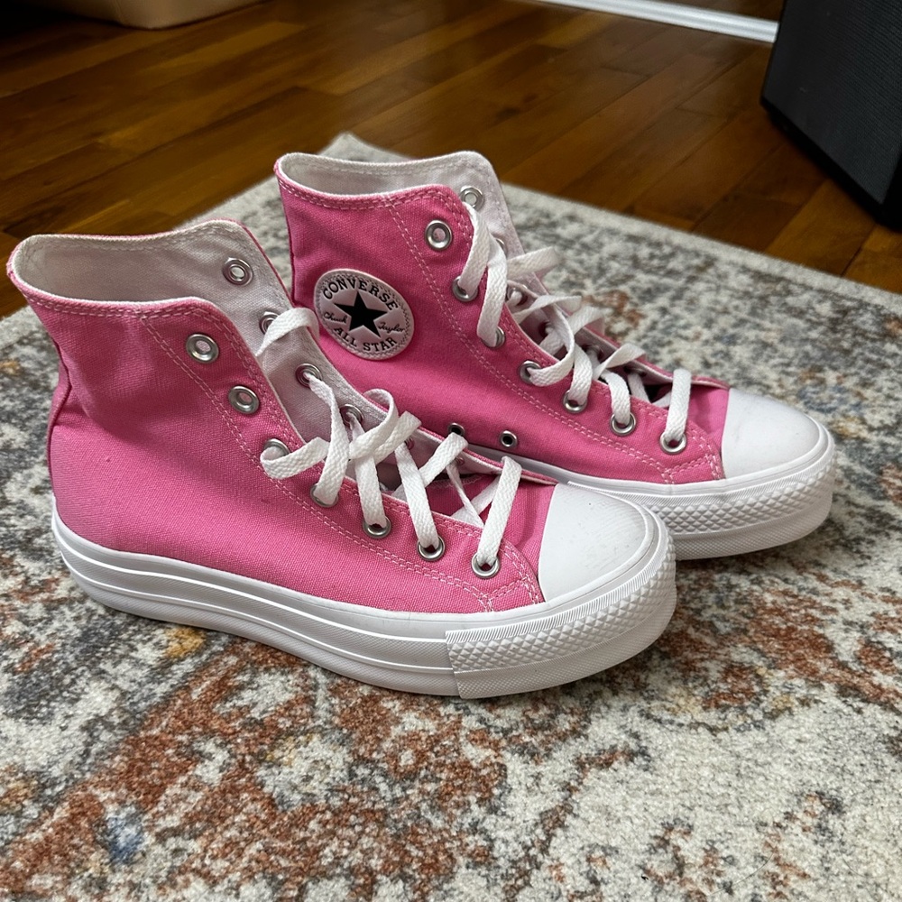 Platform converse